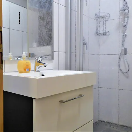 Apartment Cityview In Der